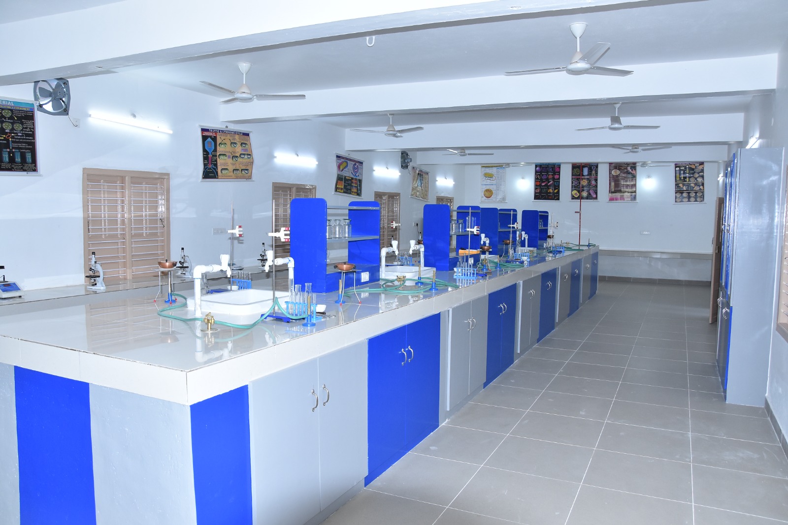 Mahatma Gandhi College of Pharmacy