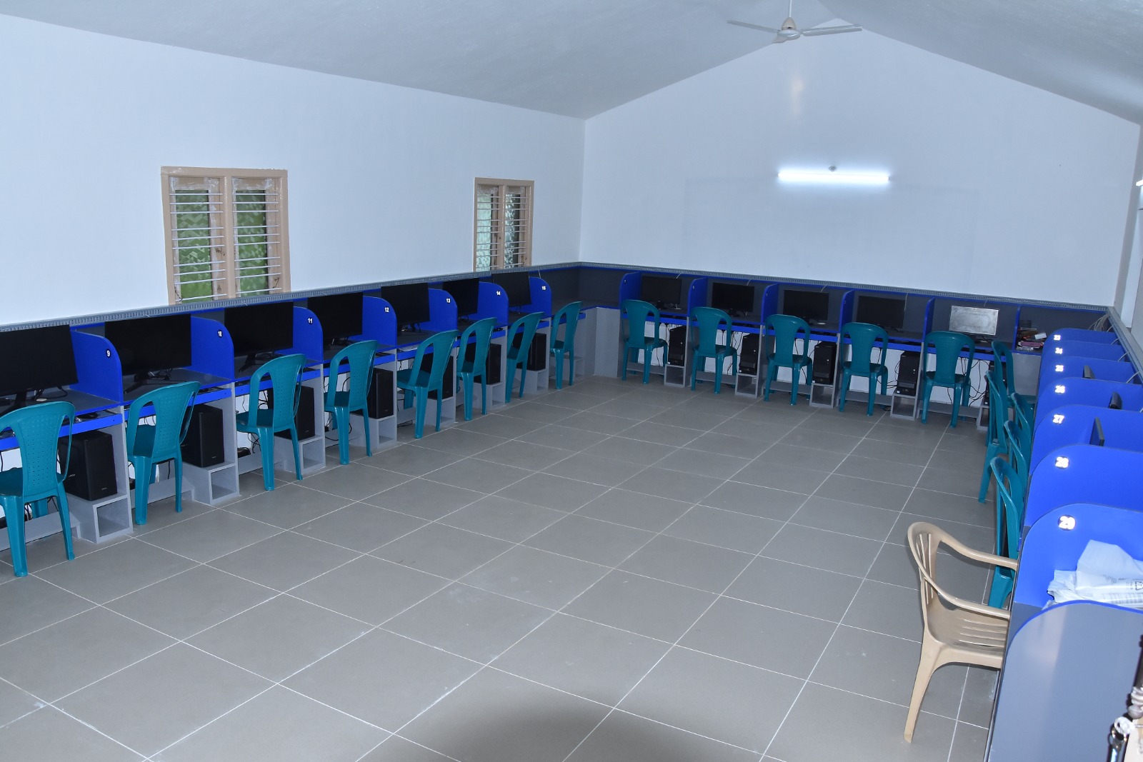 Mahatma Gandhi College of Pharmacy